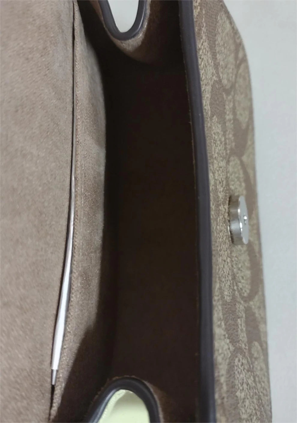 Coach CJ689 Morgan Card Case On A Chain In Signature Canvas - Khaki/Pale Lime